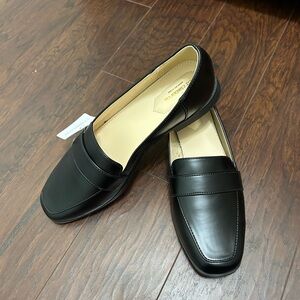 Elegant Liz Claiborne Black Women's Loafers